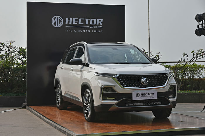 SUV dilemma: Jeep Compass, Kia Seltos or MG Hector MG Hector front quarter